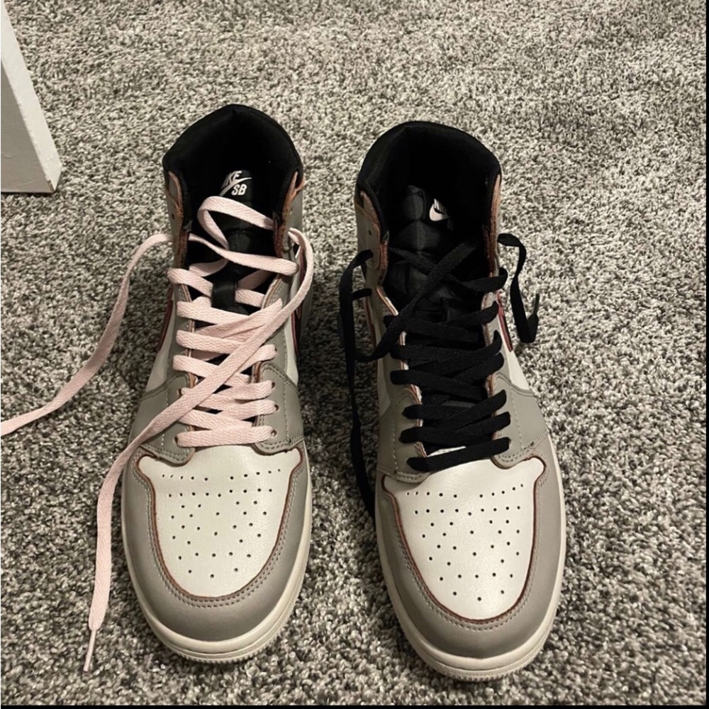 Jordan 1 NYC to Paris